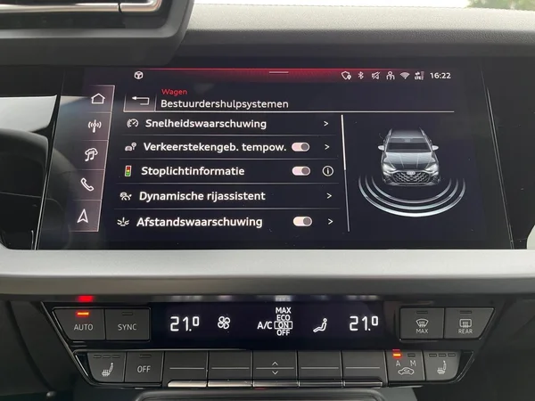 AUDI A3 Sportback (2025) — foto 4 van 22