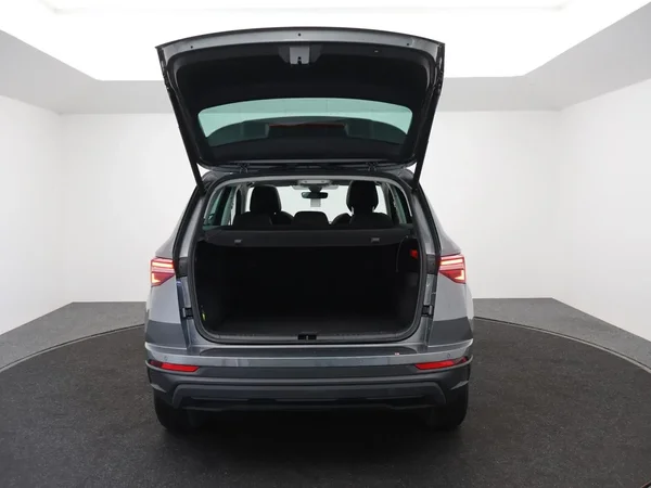 Škoda Karoq (2022) — foto 2 van 28