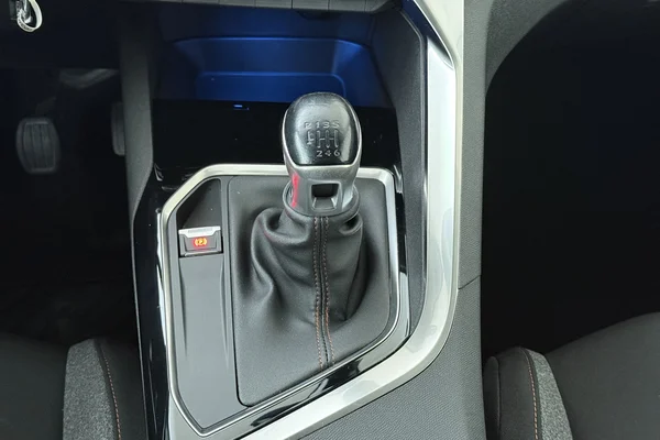 Peugeot 3008 (2019) — foto 4 van 23