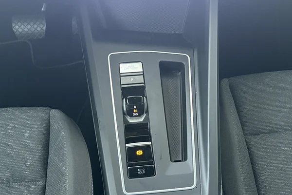 Volkswagen Golf VIII (2024) — foto 4 van 18