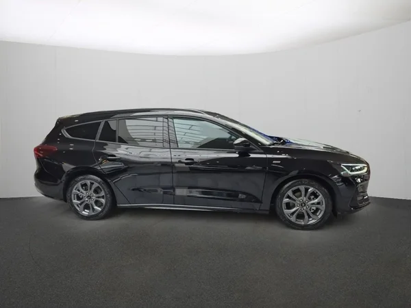 Ford Focus (2024) — foto 18 van 21