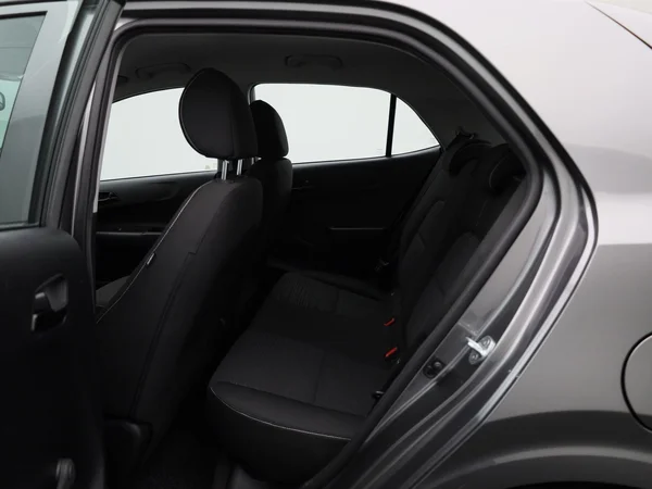 Kia Picanto (2022) — foto 2 van 37