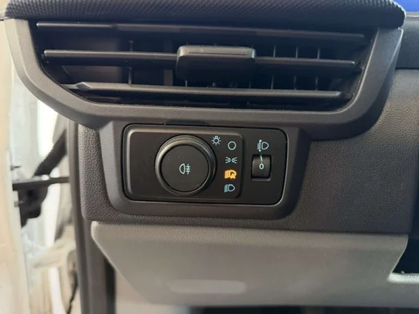Ford Transit Custom (2025) — foto 11 van 20