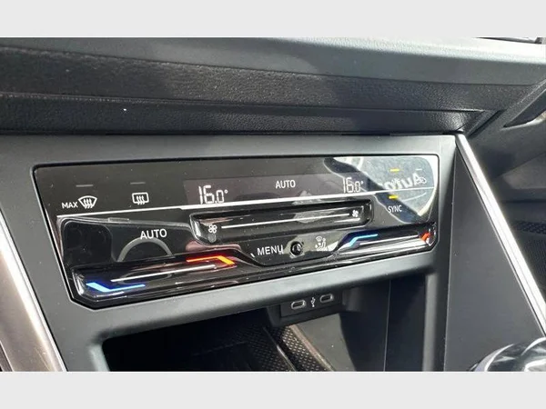 Volkswagen Taigo (2025) — foto 16 van 28