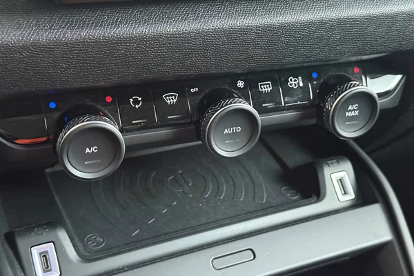 Citroen C4 (2021) — foto 3 van 31