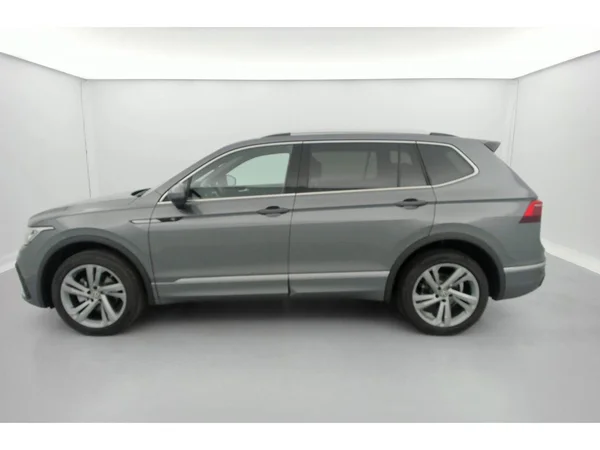 VOLKSWAGEN Tiguan Allspace (2022) — foto 29 van 34