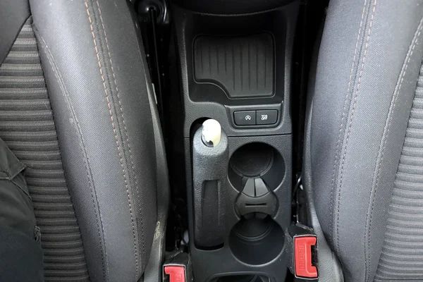 Ford Ka+ Active (2019) — foto 8 van 18