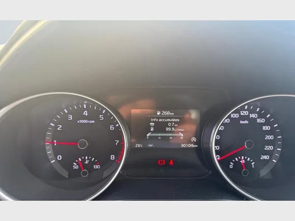 Kia XCEED (2023) — foto 2 van 14