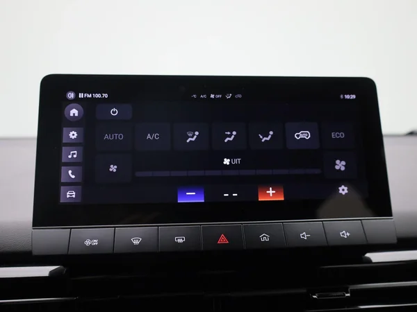 MG MG4 EV (2023) — foto 9 van 35
