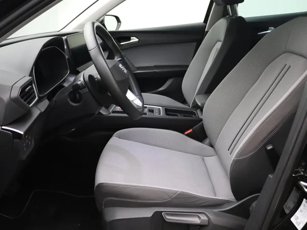 SEAT Leon (2024) — foto 16 van 17