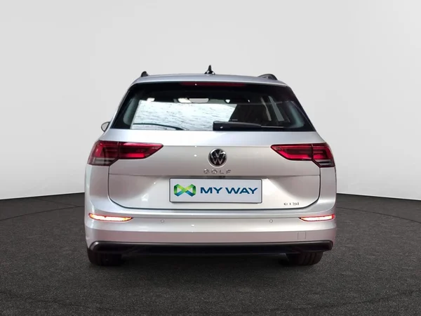 VOLKSWAGEN Golf VIII SW (2024) — foto 19 van 23