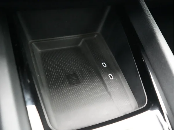 SKODA Octavia SW PHEV (2021) — foto 14 van 30