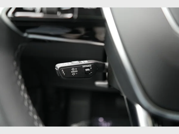 AUDI Q8 e-tron (2025) — foto 21 van 34