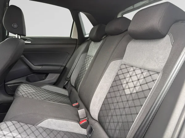 VOLKSWAGEN Polo (2023) — foto 10 van 21