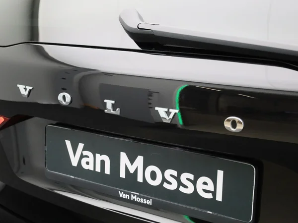 Volvo XC60 (2021) — foto 32 van 43