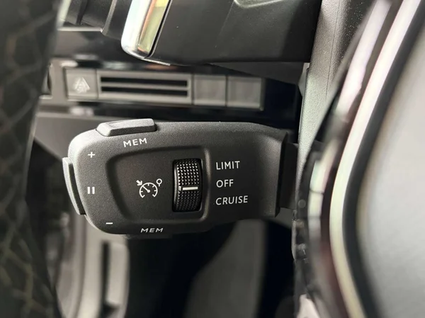 Peugeot 508 SW (2021) — foto 9 van 19