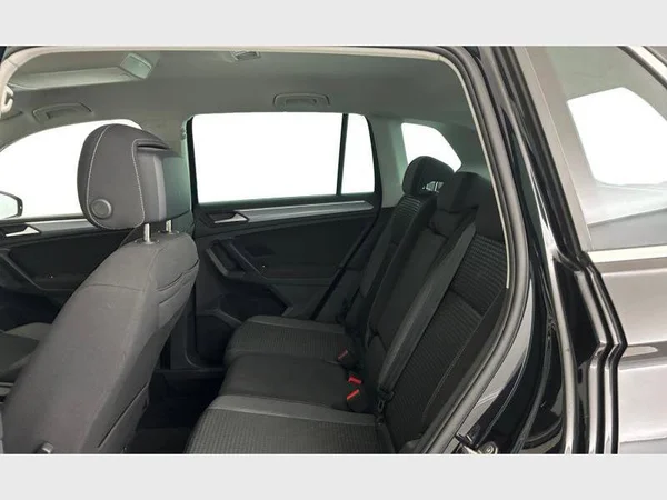Volkswagen Tiguan (2022) — foto 6 van 29