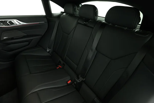BMW i4 (2023) — foto 5 van 16