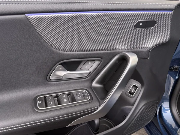 MERCEDES CLA 250 (2022) — foto 7 van 22