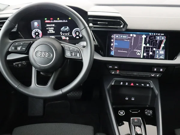 AUDI A3 Sportback (2025) — foto 16 van 18