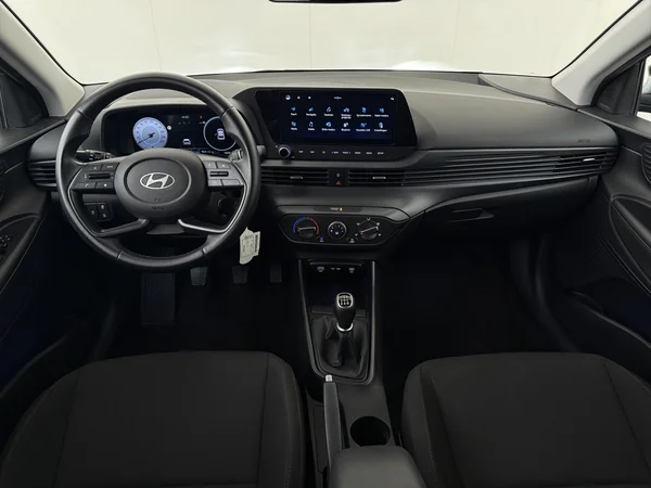 HYUNDAI i20 (2025) — foto 27 van 27