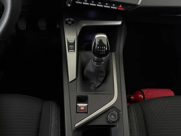 PEUGEOT 308 (2023) — foto 19 van 28