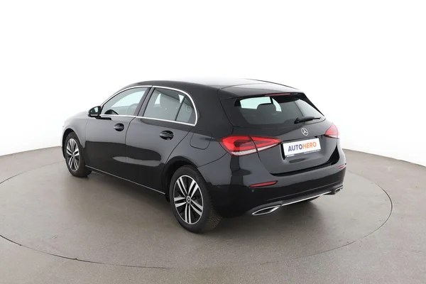 Mercedes-Benz A-Klasse (2022) — foto 10 van 16