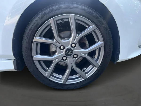 Ford Fiesta (2022) — foto 18 van 20