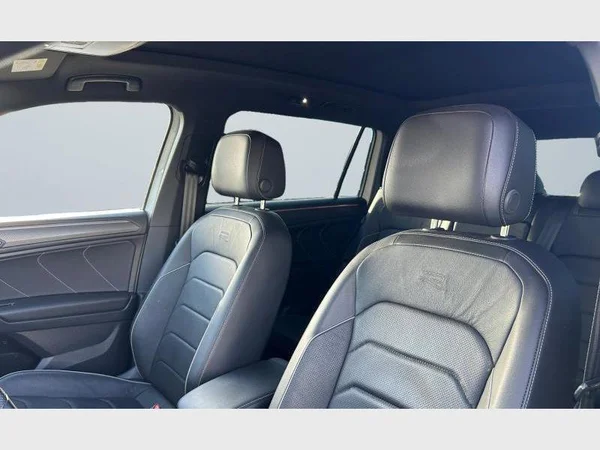 Volkswagen Tiguan Allspace (2022) — foto 33 van 33