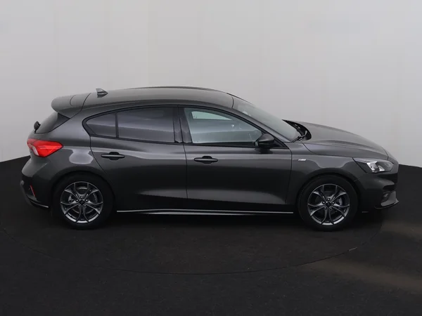FORD Focus (2020) — foto 24 van 28