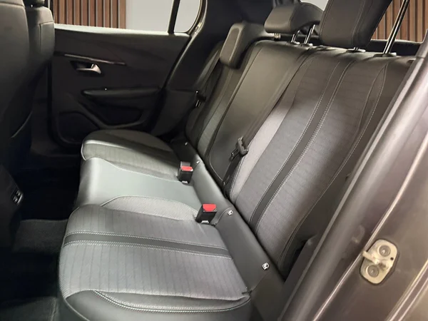 Peugeot 208 (2020) — foto 19 van 29
