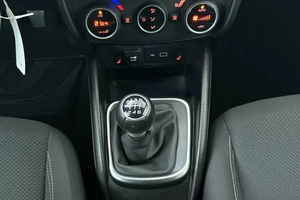 Fiat Tipo Hatchback (2020) — foto 4 van 19