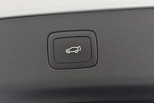 MG EHS PHEV (2023) — foto 6 van 33
