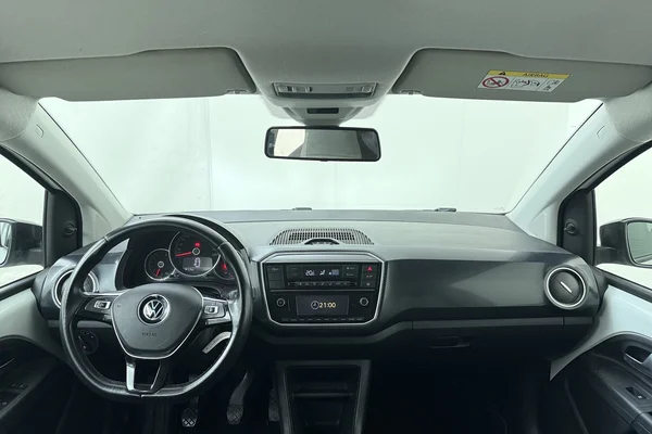 Volkswagen Up! (2021) — foto 20 van 20
