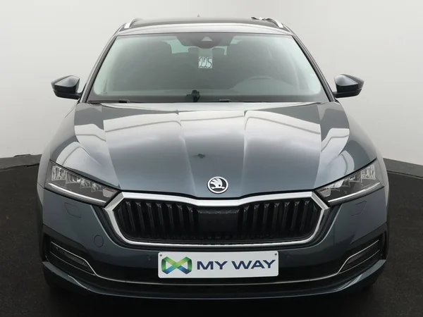 SKODA Octavia Combi (2022) — foto 19 van 23