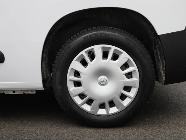Opel Combo Life (2022) — foto 5 van 36