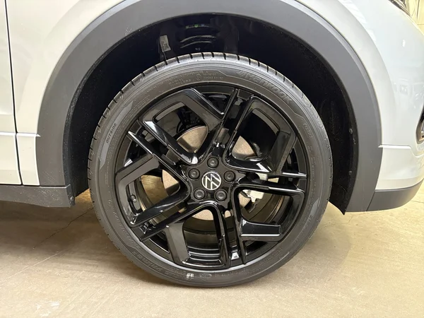 VOLKSWAGEN T-Cross (2026) — foto 6 van 24