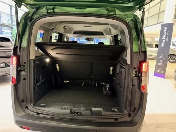 Ford Tourneo Courier (2026) — foto 11 van 12