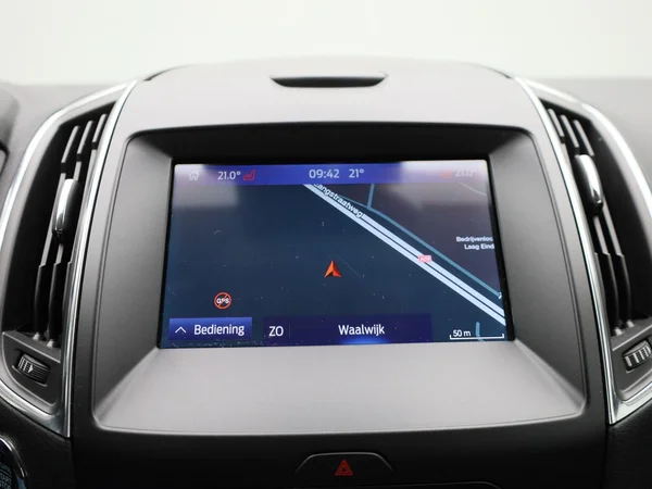 Ford S-Max (2022) — foto 8 van 39