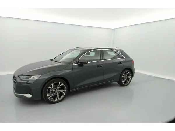 AUDI A3 Sportback (2025) — foto 31 van 36