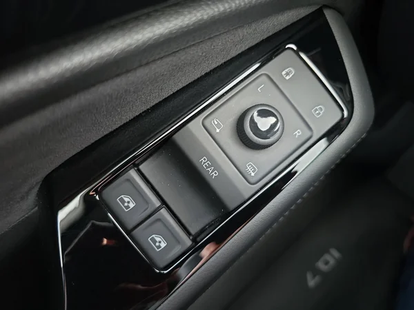 VOLKSWAGEN ID.7 (2024) — foto 8 van 37