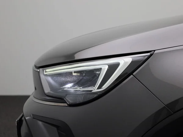Opel Crossland (2022) — foto 10 van 37