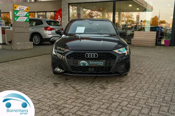 Audi A3 (2023) — foto 34 van 47