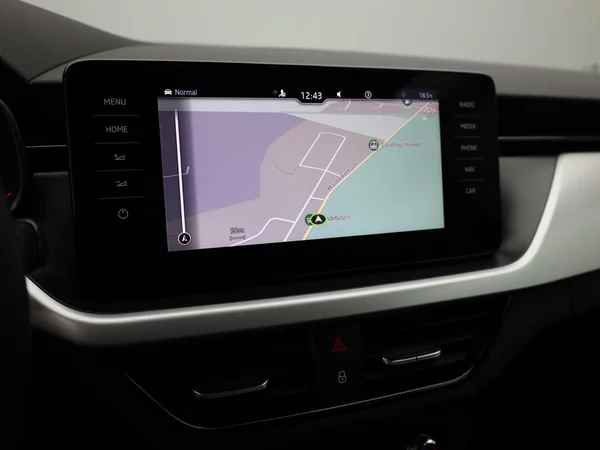 SKODA Kamiq (2022) — foto 10 van 21