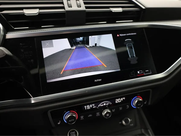 AUDI Q3 Sportback PHEV (2022) — foto 16 van 23