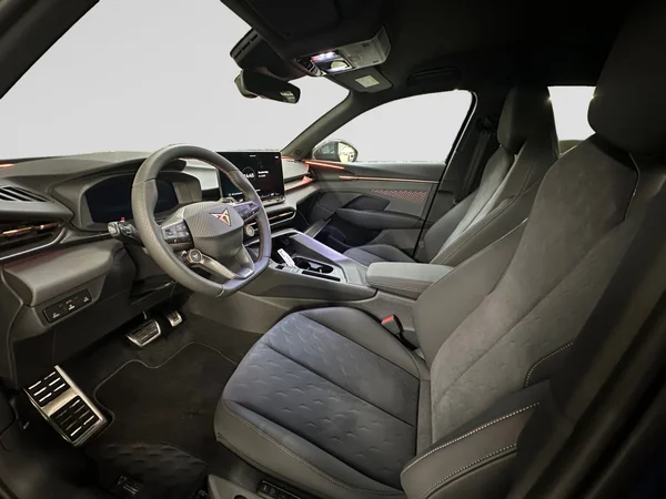CUPRA Terramar e-Hybrid (PHEV) (2025) — foto 8 van 24