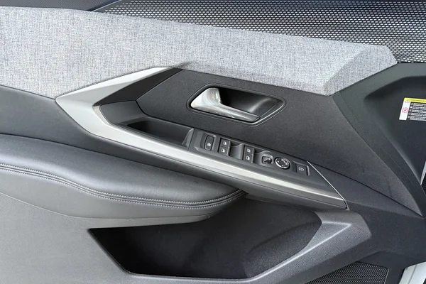 Peugeot 3008 (2025) — foto 9 van 18