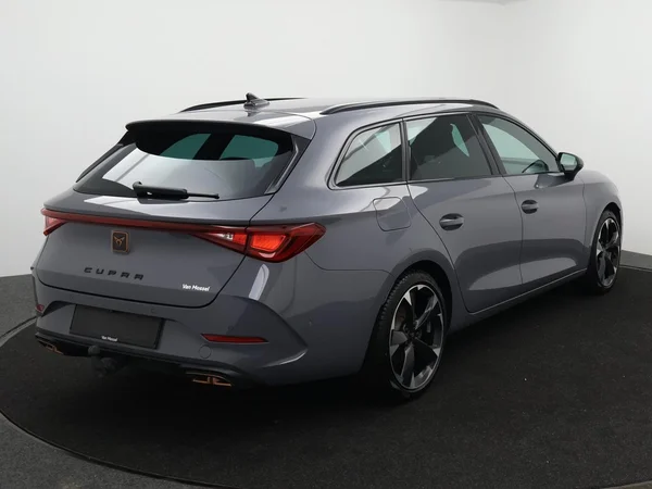 CUPRA Leon ST e-Hybrid (PHEV) (2024) — foto 6 van 31