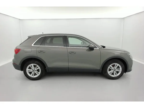 AUDI Q3 (2021) — foto 3 van 36