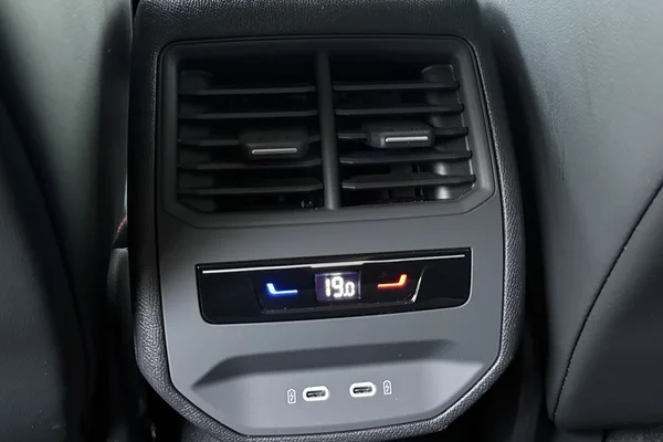 Seat Leon ST (2021) — foto 5 van 19